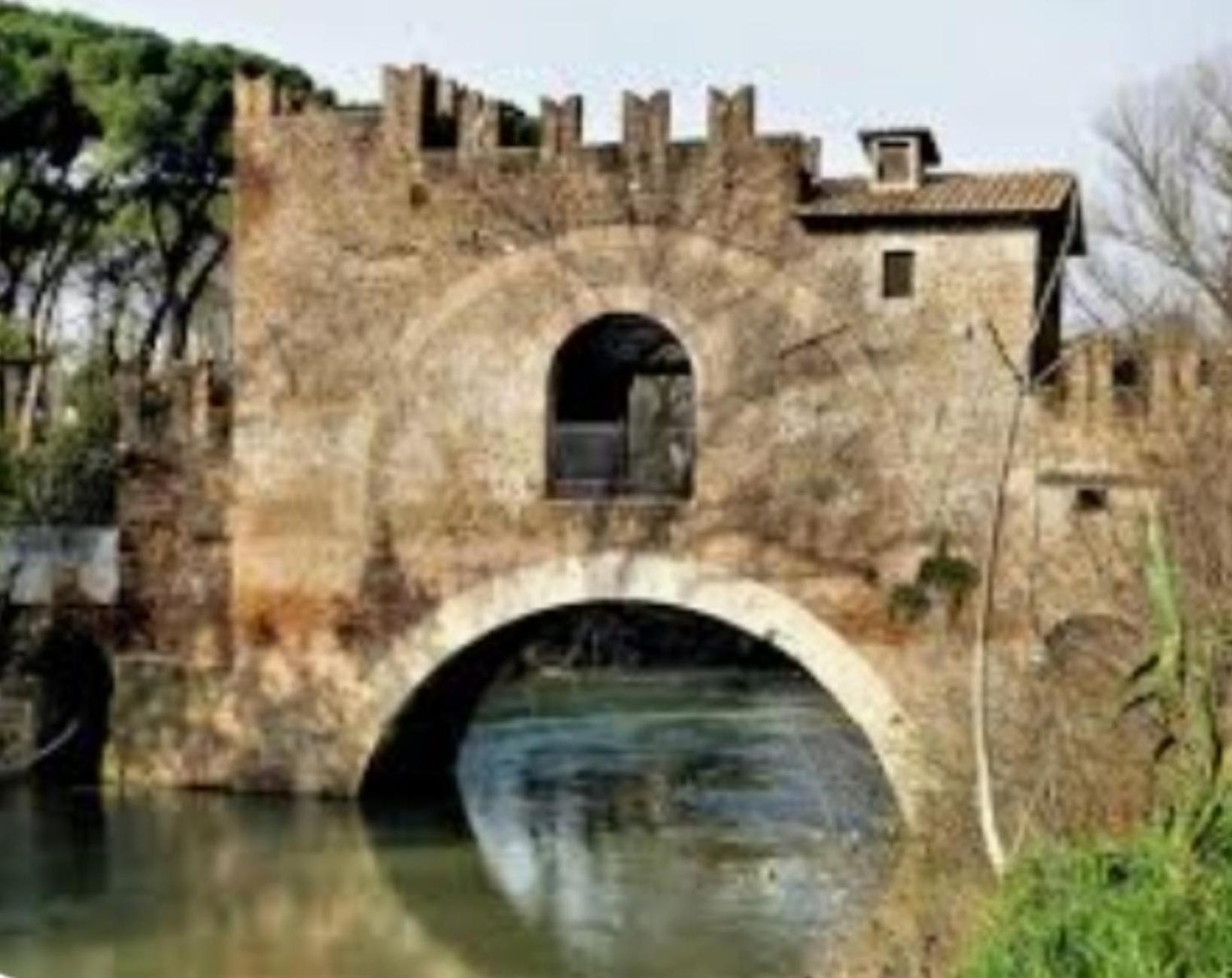Old Bridge Minisuite Рим Екстериор снимка